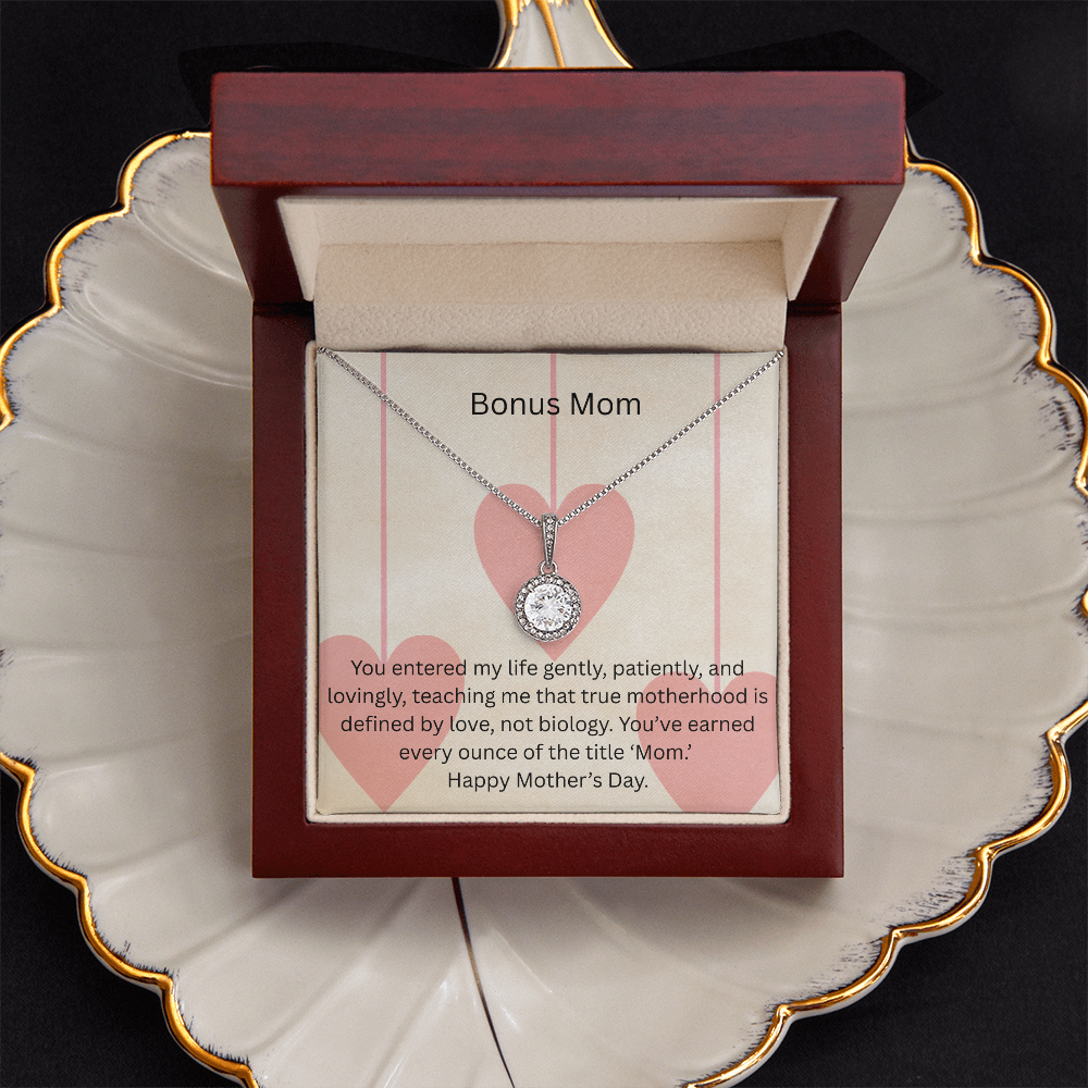 Eternal Love Necklace - Bonus Mom