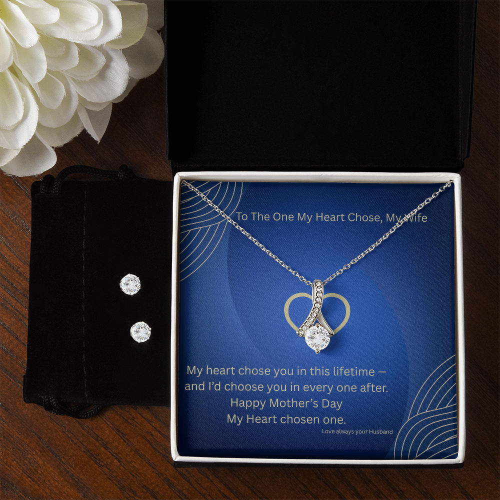 Alluring Beauty Necklace & Earrings