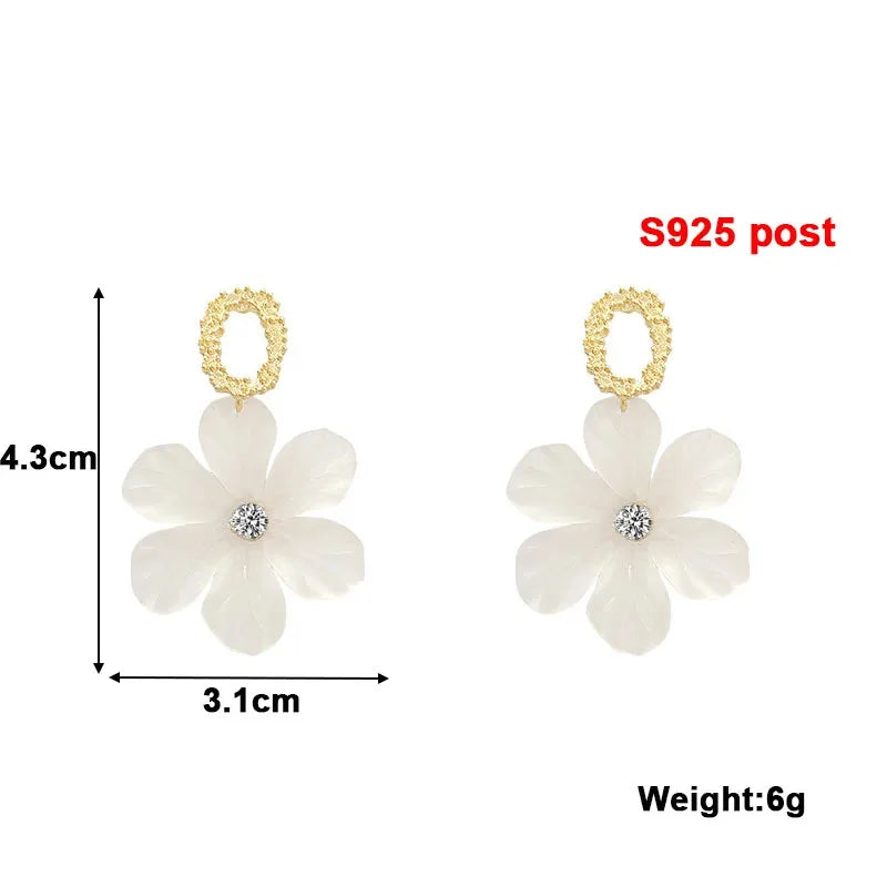 Translucent Flower Earring