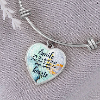 Luxury Heart Bangle - Smile