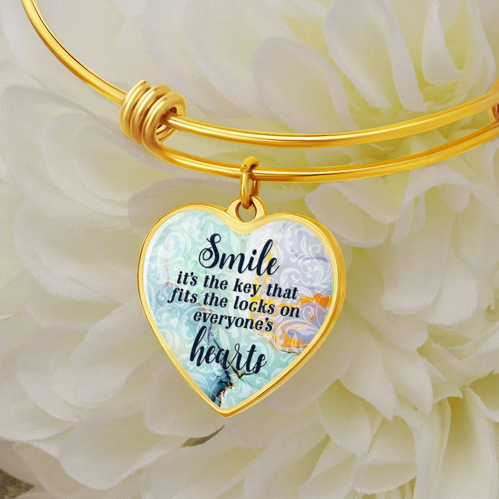 Luxury Heart Bangle - Smile