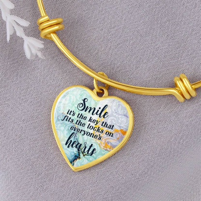 Luxury Heart Bangle - Smile