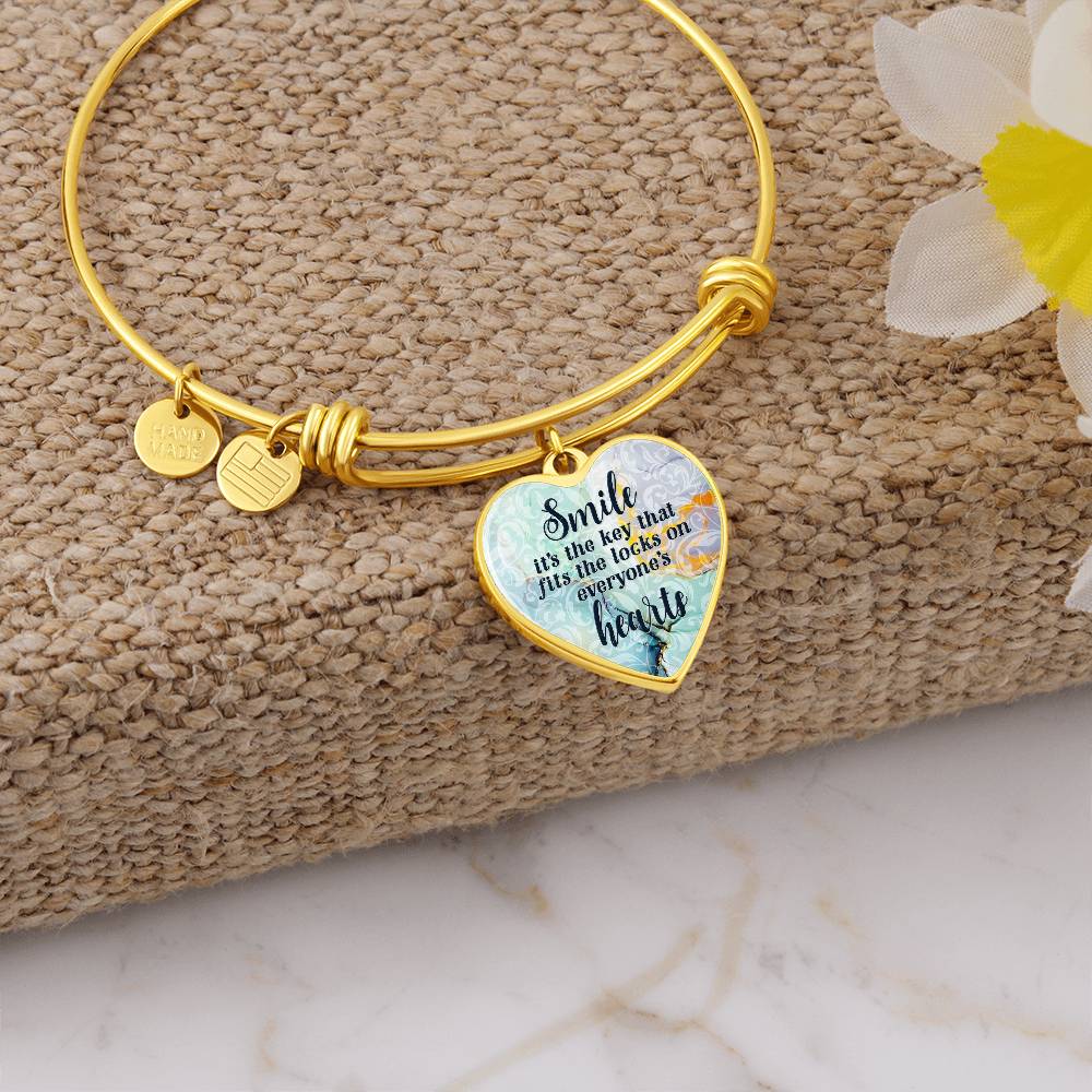 Luxury Heart Bangle - Smile