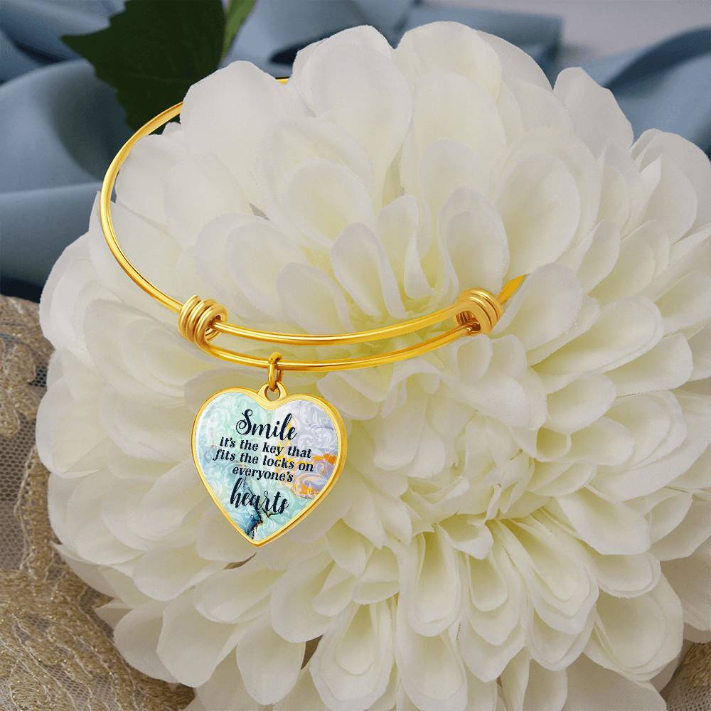 Luxury Heart Bangle - Smile